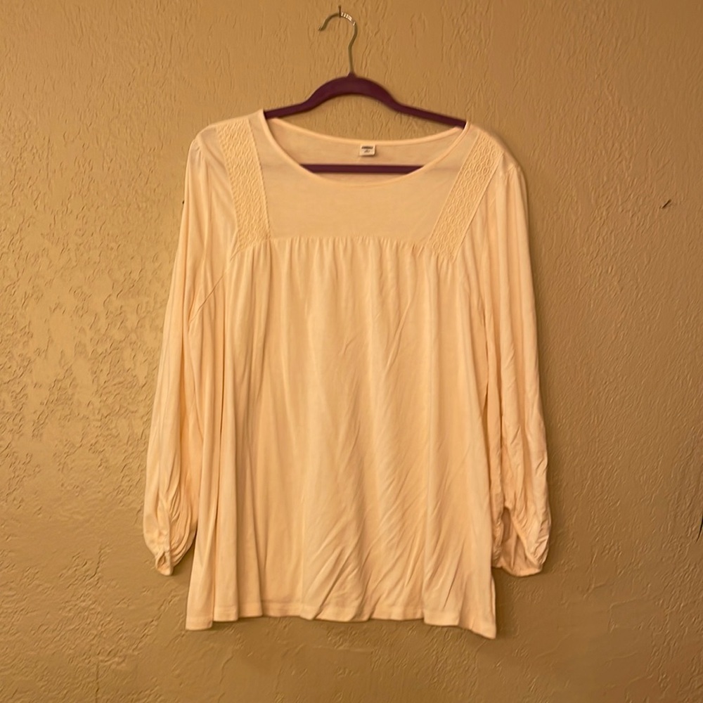 Old Navy top